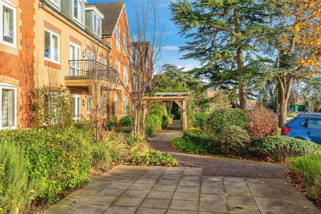 Sapphire Lodge, Nailsea, Bristol photo 4
