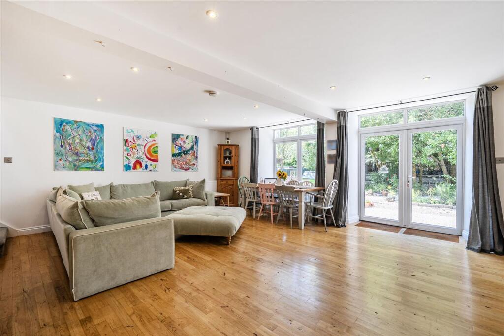 House in Llandrindod Wells - View 5