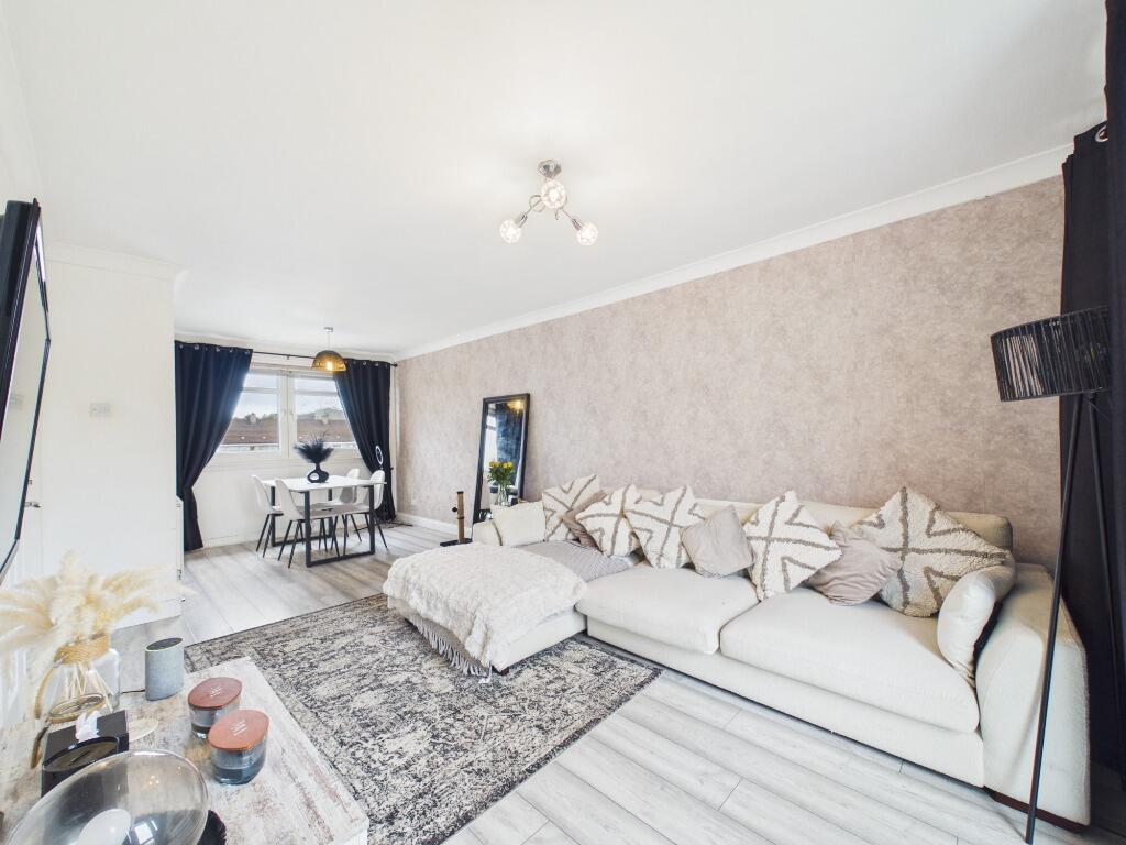 Apartment in Glasgow - View 4