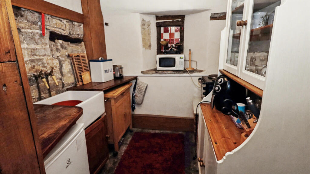 Additional image 4 of High Street, Butleigh