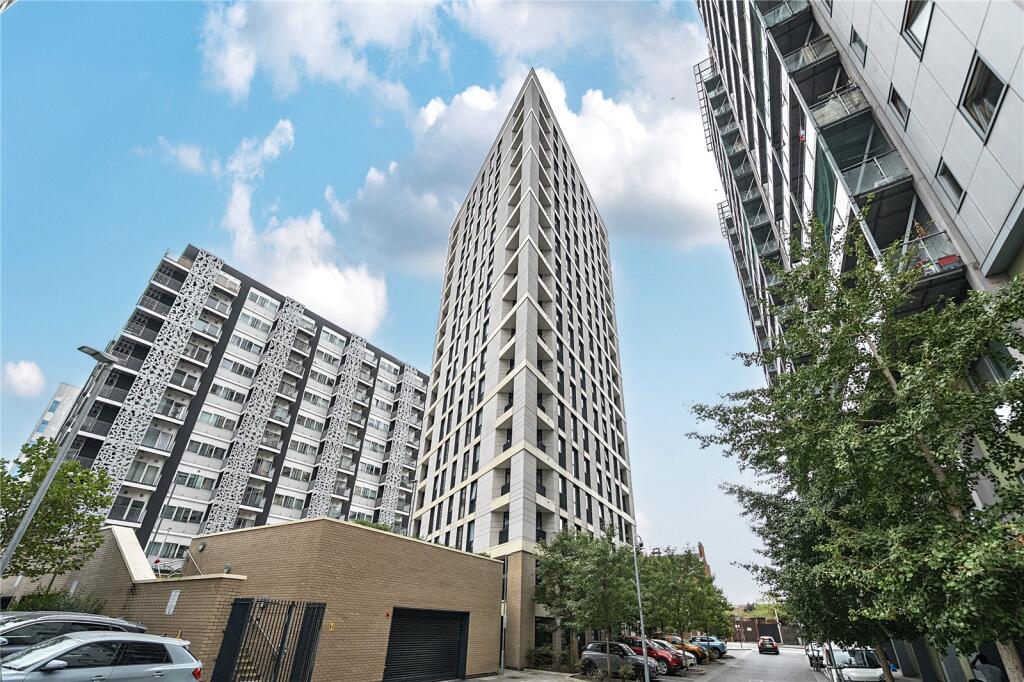 Main image of property: Flat 25, Hale Point, 45 Ilford Hill, Ilford