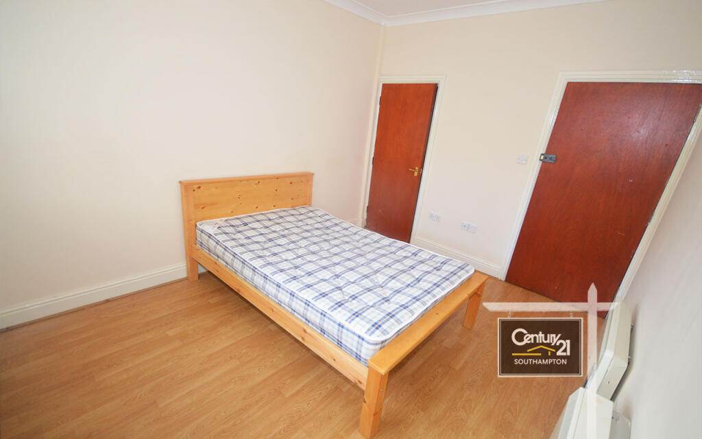 Apartment in Southampton, Bevois Mount, Portswood Park - View 5