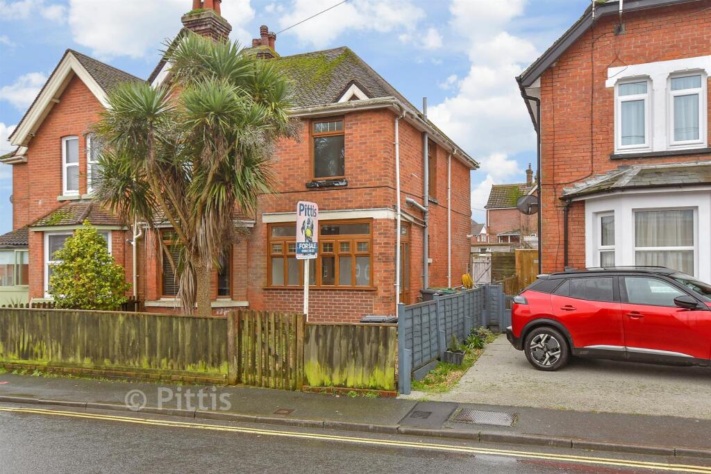 Main image of property: The Avenue, Totland Bay, Isle of Wight