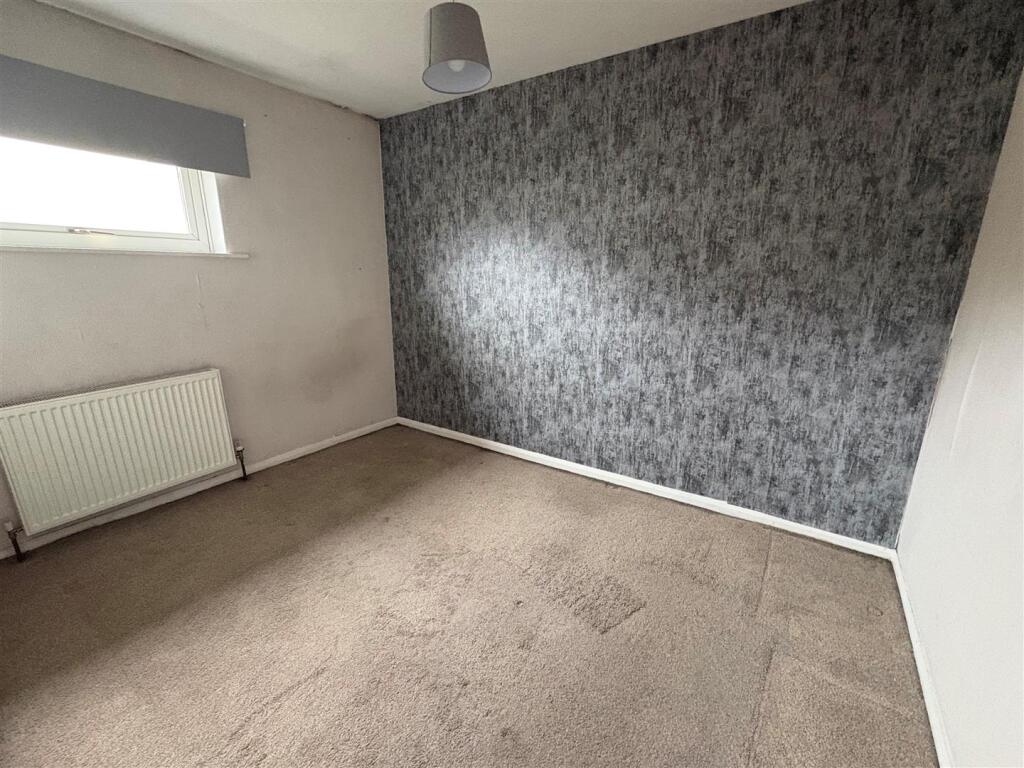 Additional image 10 of Old Road, Horton Bank Top, Bradford