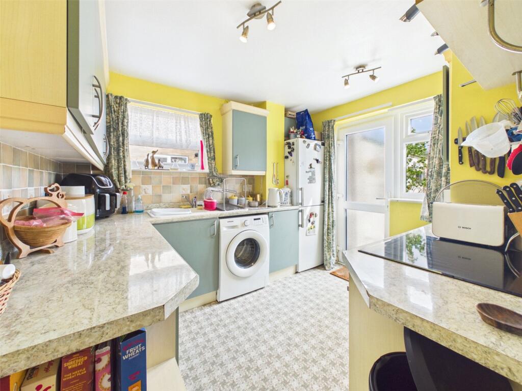 House in Gloucester - View 5