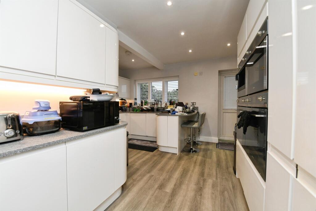 House in Southend-on-Sea - View 5