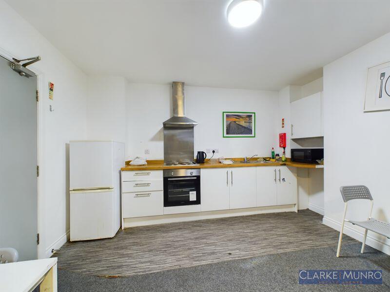 STUDENT HOUSE SHARE ON BOROUGH ROAD  photo 3