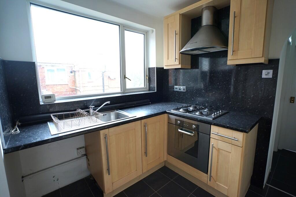 Apartment in Newcastle upon Tyne - View 5