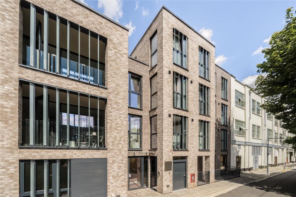 Main image of property: Knightswood House, 14 Rowe Lane, London, E9