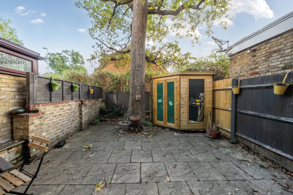 Augustus Road, Southfields, London, SW19 photo 4