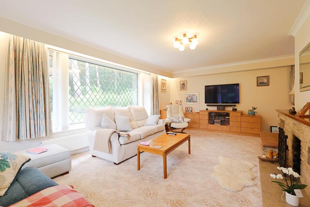 House in Ferndown, Tricketts Cross - View 4