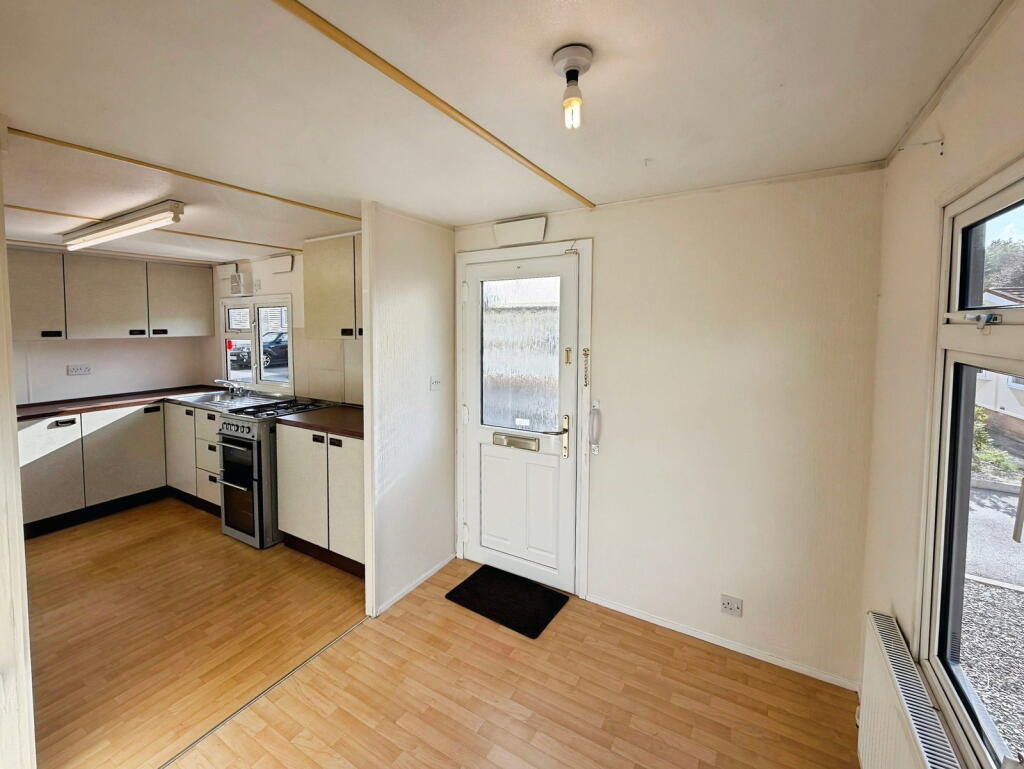 House in Waunarlwydd, Woodland Park - View 5