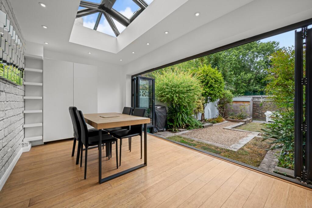 Main image of property: Matlock Street,
Canary Wharf, E14