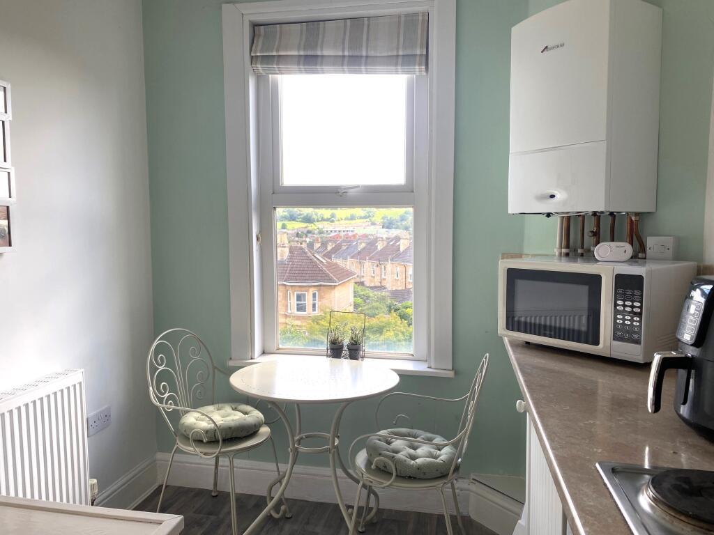 Apartment in Bath, Newbridge - View 3