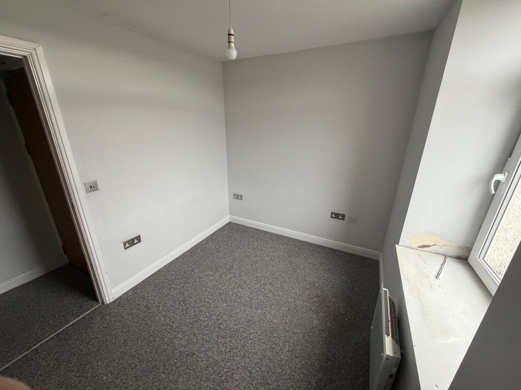 Apartment in Swansea - View 4