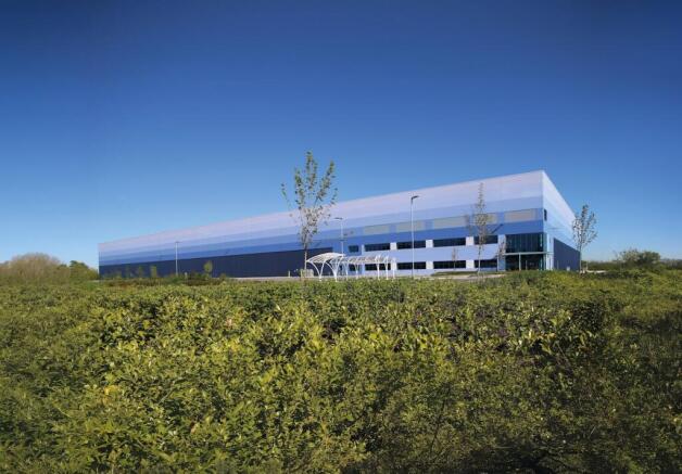 Latitude 186 External 3.jpg