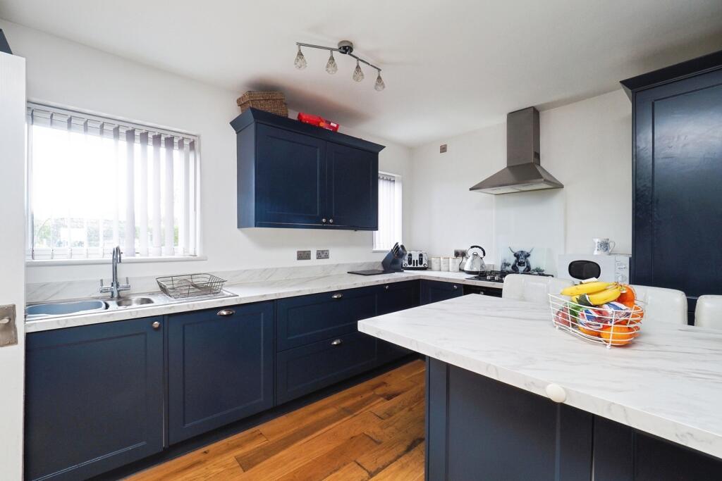 House in Nottingham, Beeston - View 2