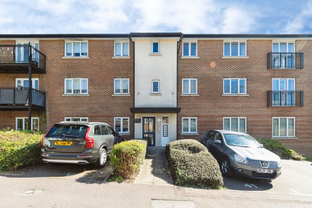 Main image of property: Hutton Avenue, Milton Keynes, Buckinghamshire, MK6