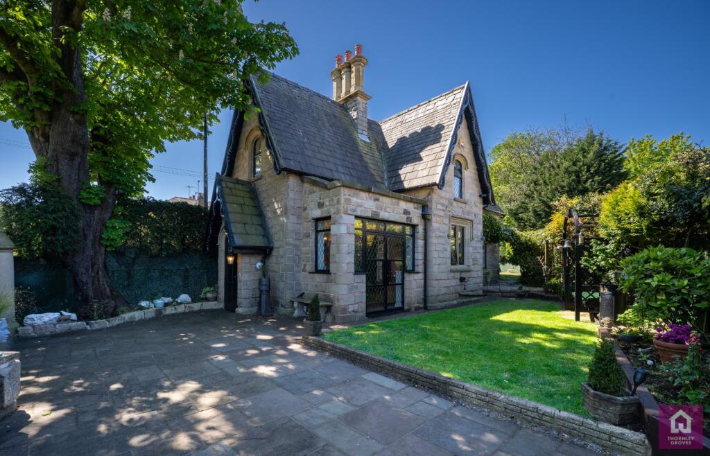 Main image of property: Ashton Lane, Sale, Greater Manchester, M33