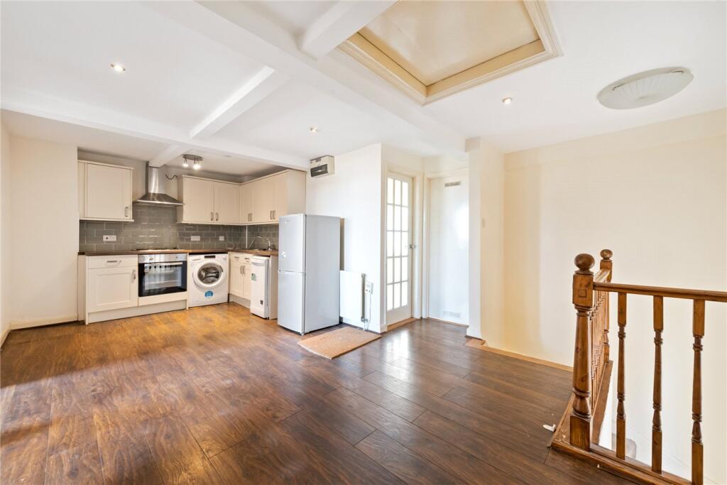 Main image of property: New Cross Road, London, SE14