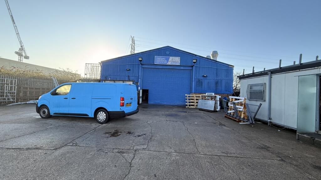 Main image of property: Unit 5, Thames House Long Reach Road, Barking, Essex, IG11