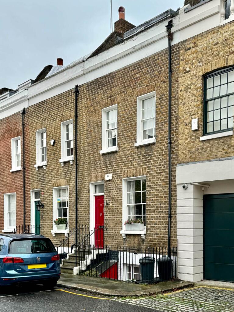 Main image of property: Queensdale Place, London