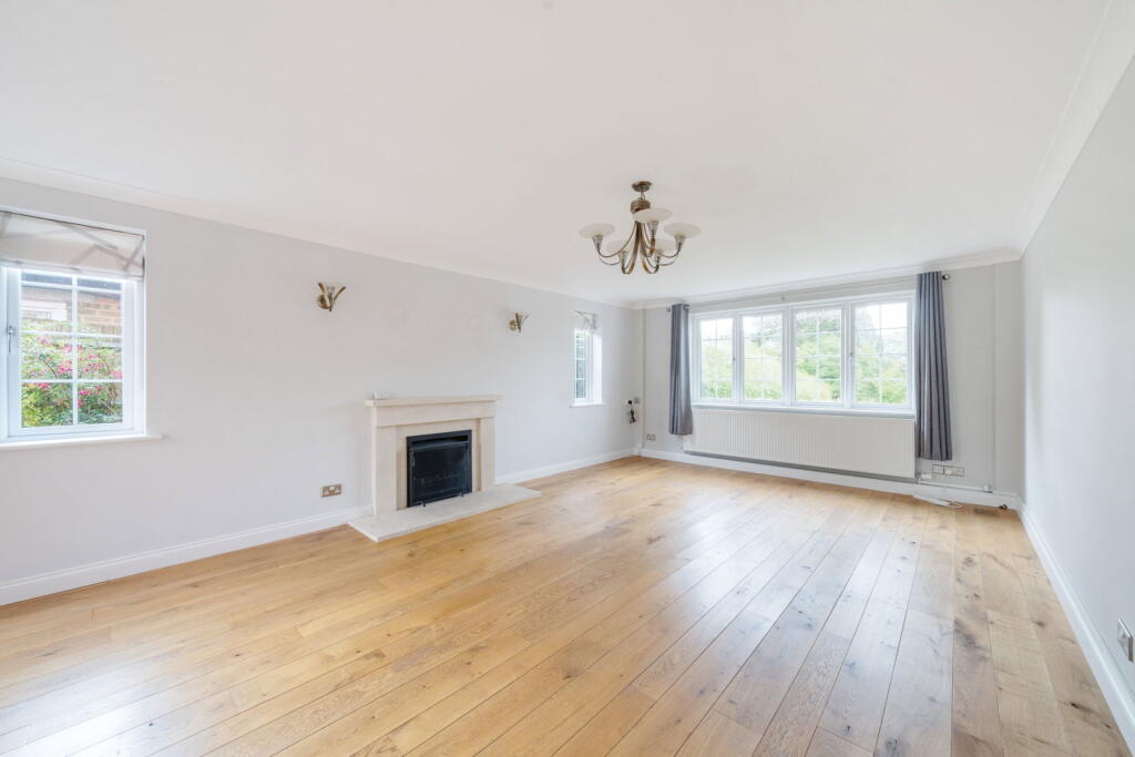 House in Tonbridge - View 2
