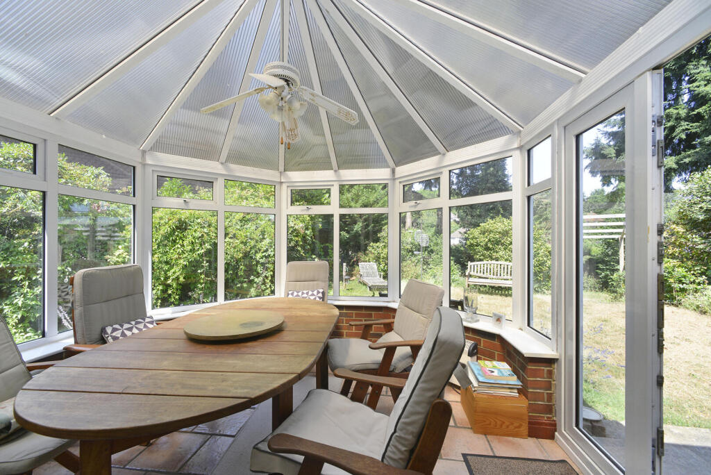 House in Waverley, Godalming - View 5
