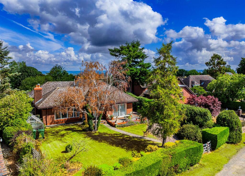 Main image of property: Kerdoon, Lyth Hill, Lyth Bank, Shrewsbury, SY3 0BT