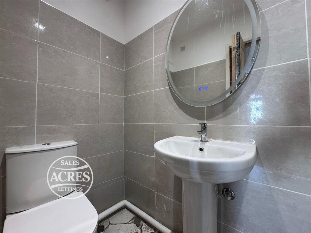 House in Sutton Coldfield, Milking Gate - View 5