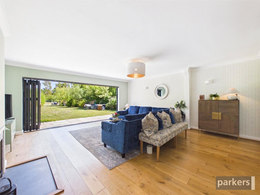 Wokingham Road, Hurst, Reading, Berkshire, RG10 - View 6