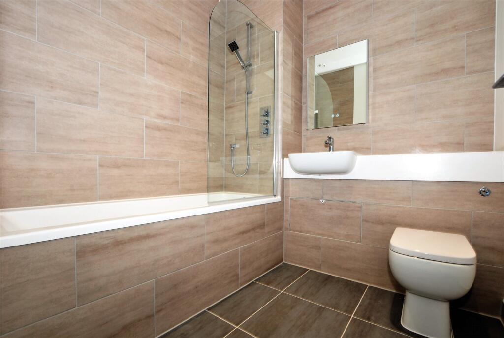 Apartment in Twickenham - View 4