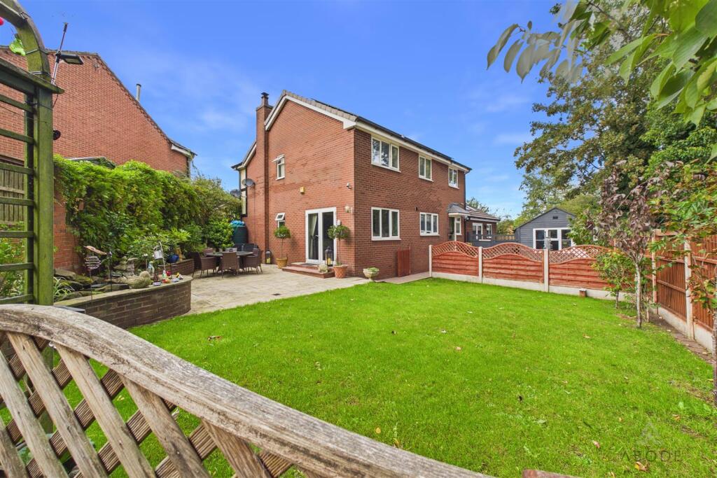 The Hollow, Uttoxeter, Staffordshire photo 2
