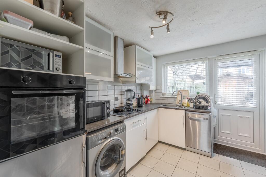 House in Huntingdonshire, Eaton Socon, St Neots - View 4