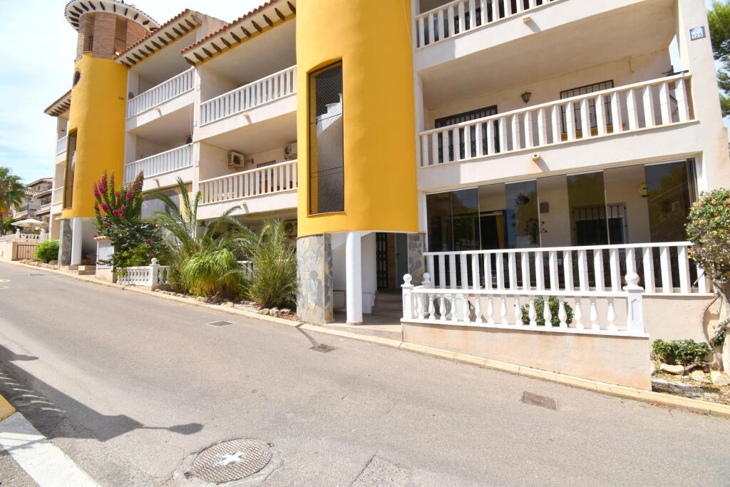 Main image of property: Valencia, Alicante, Villamartin