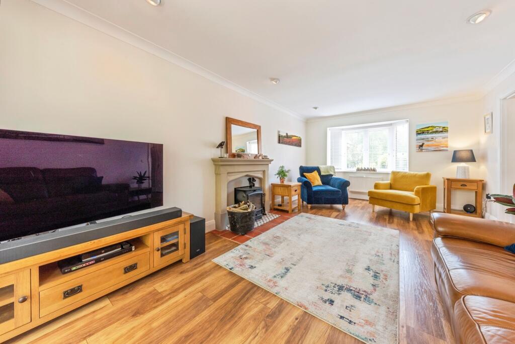 House in South Kesteven, Stubton - View 4