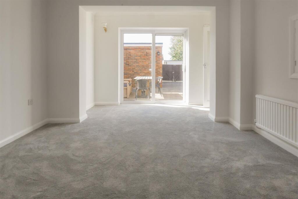 House in Brighton - View 3