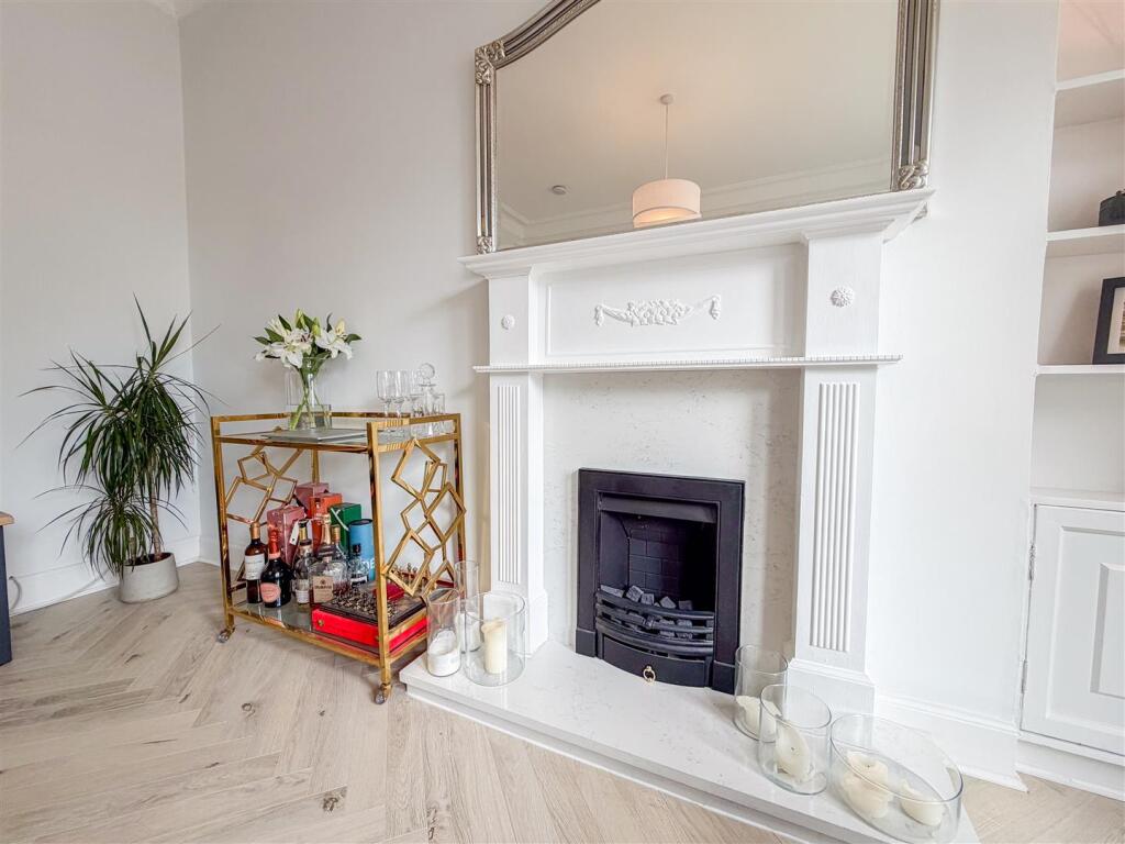 Langside Road, Bothwell, Glasgow - View 5