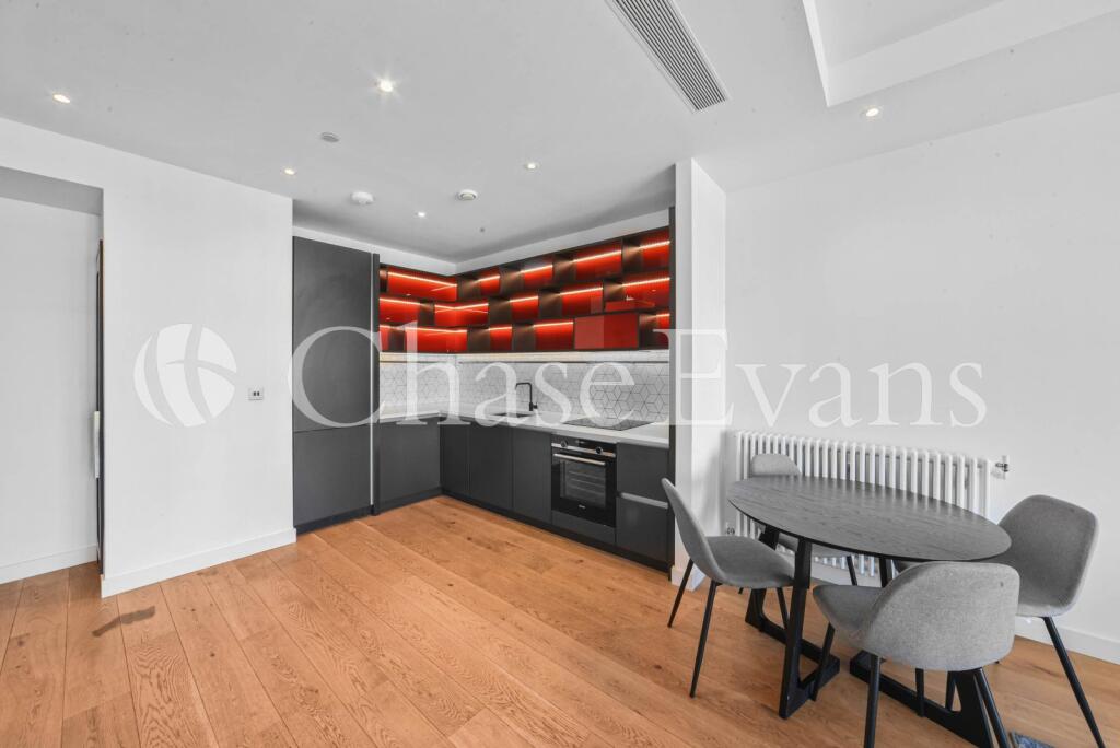 Apartment in London - More