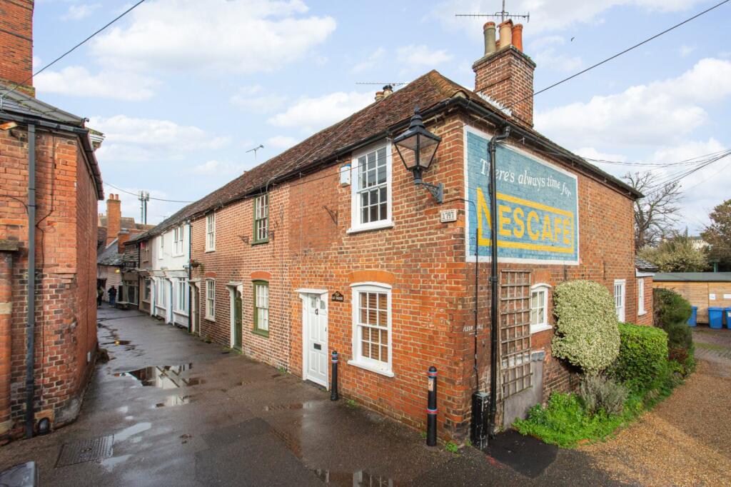 Main image of property: Gatefield Lane, Faversham, Kent, ME13