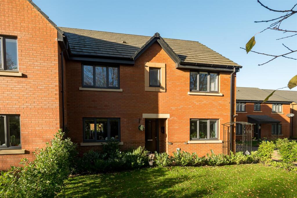 Main image of property: Greenford Drive, Priorslee, Telford