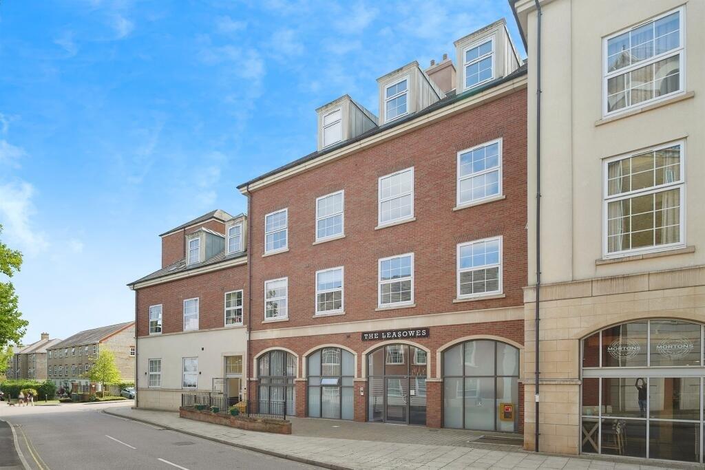 Main image of property: Main Street, Dickens Heath, Shirley, Solihull, B90