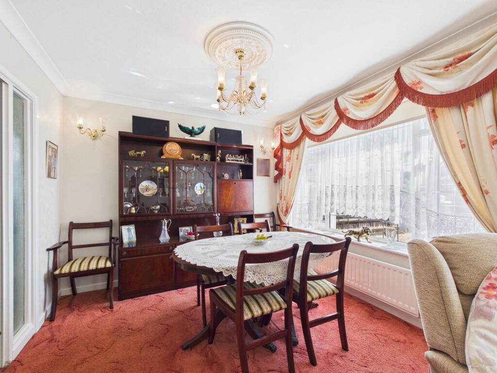 House in Worthing, West Sussex - View 4