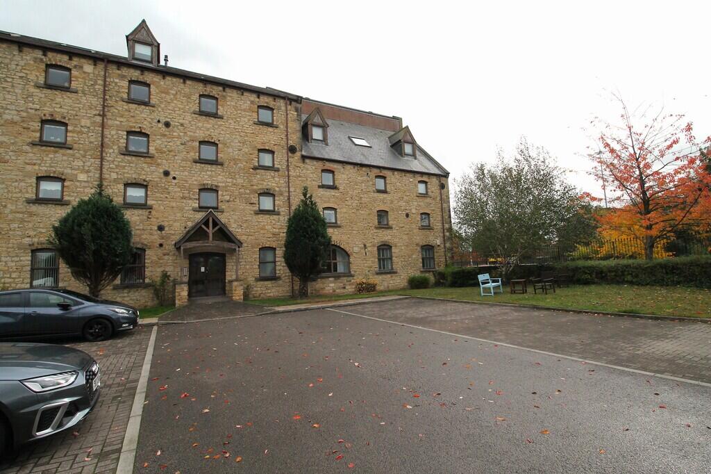 2-bed flat on The Old Brewery, Durham Road, Houghton Le Spring, £75,000