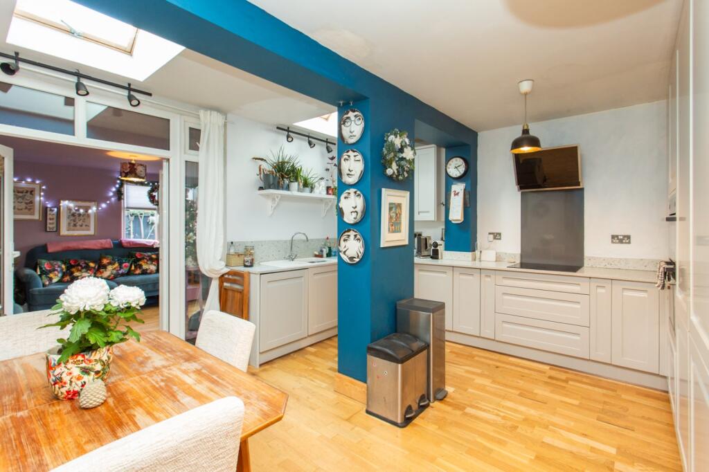 Selsea Avenue, Herne Bay, Kent, CT6 photo 2
