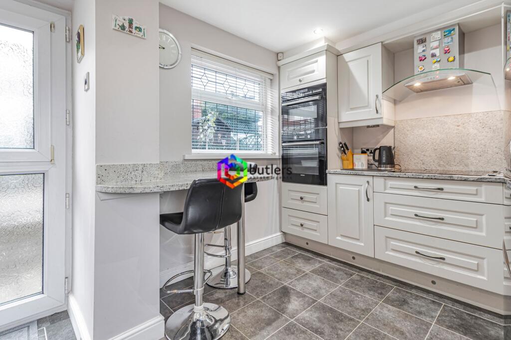 House in North East Derbyshire, Killamarsh - View 3