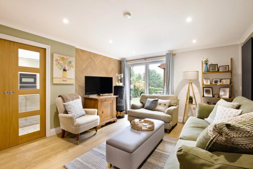 House in Gloucester - More