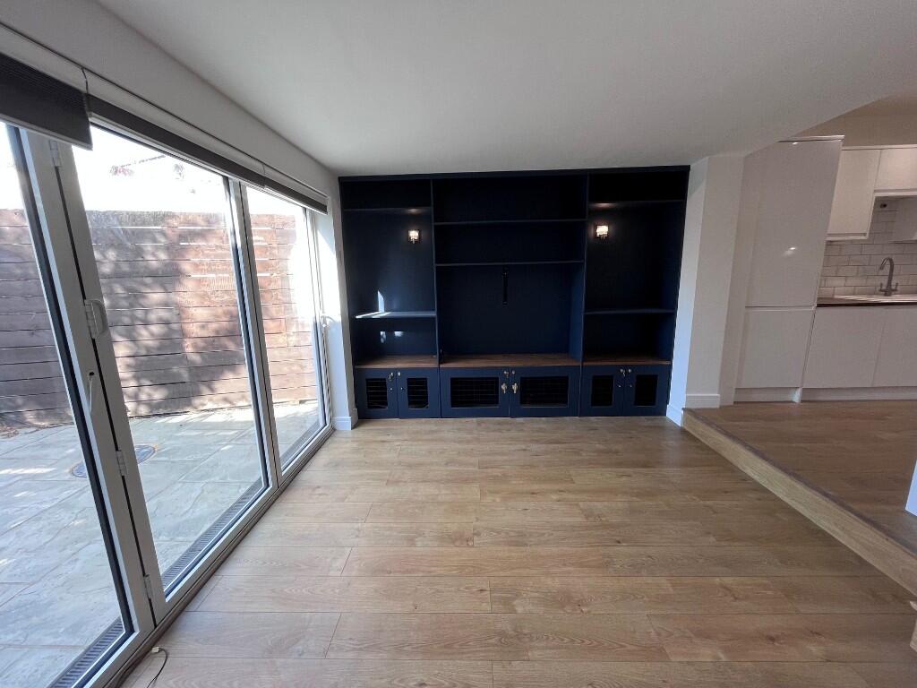 House in Brighton - View 5