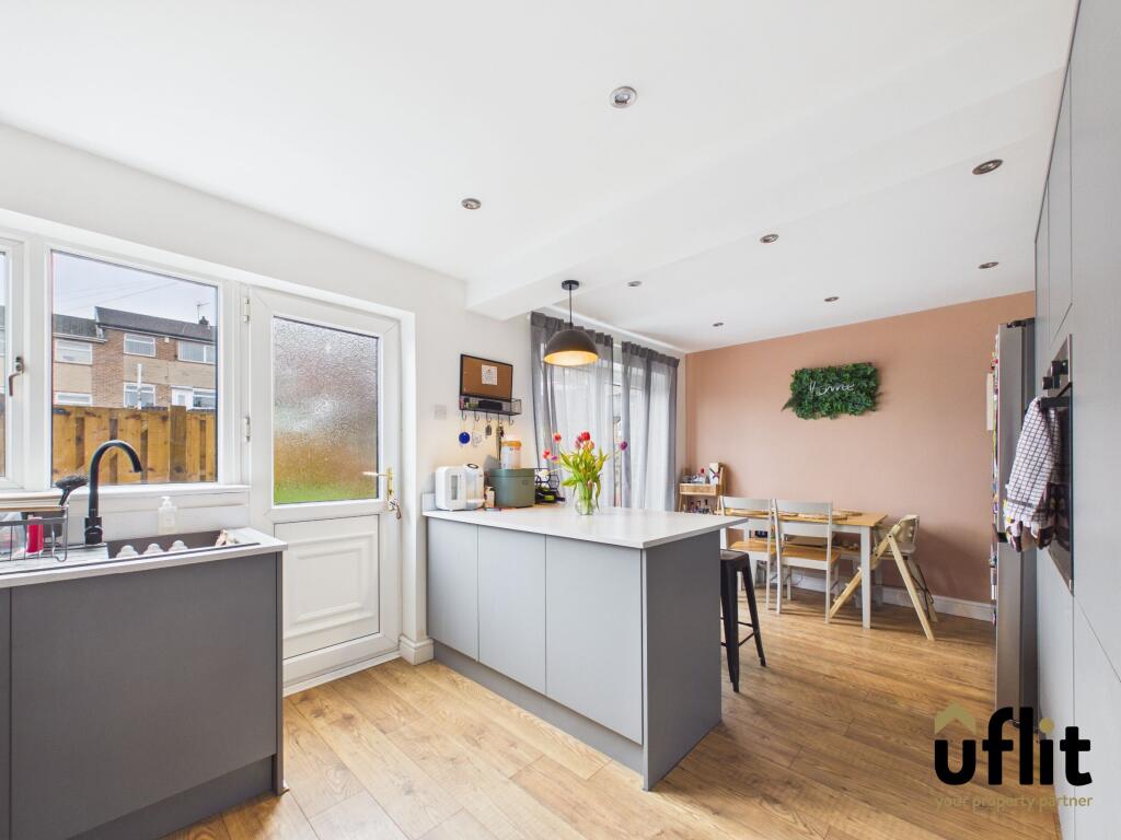 Edmund Avenue, Brinsworth, Rotherham - View 5