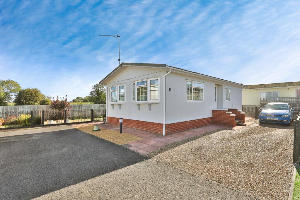 Main image of property: Plumtree Mobile Home Park, Marham